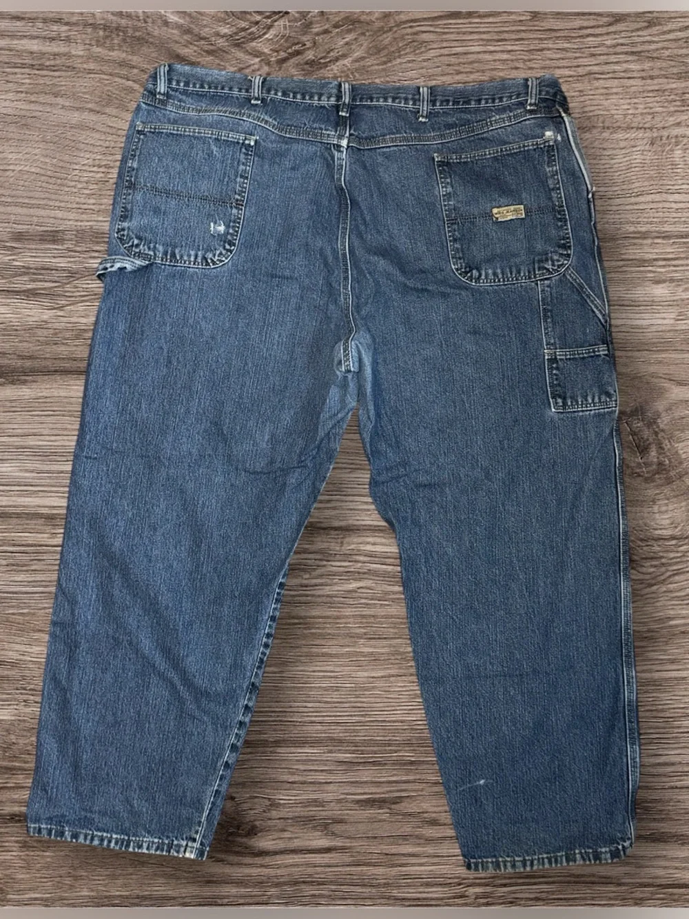 Wrangler relaxed fit carpenter jeans. Lots of work days left in these jeans.